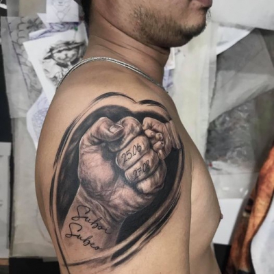 Hình xăm do bình thực hiện , ý nghĩa tình yêu cha dành cho con