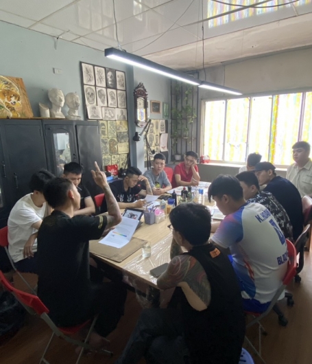 Buổi học lý thuyết và thực hành về màu sắc cơ bản cho ae HV team BXĐN