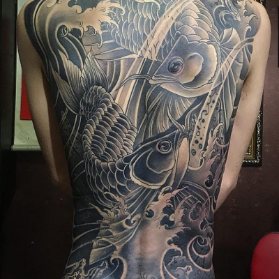 Cá rồng tattoo