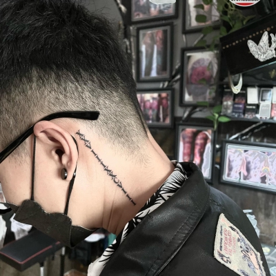 chữ số la mã dọc cổ