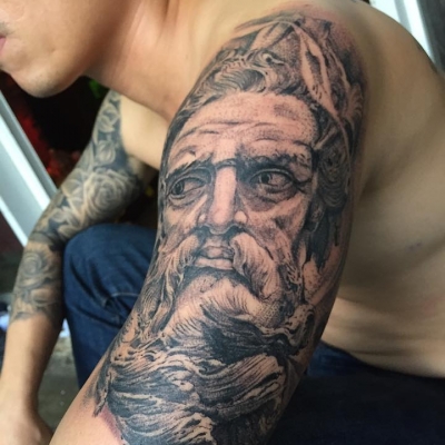 Thần 