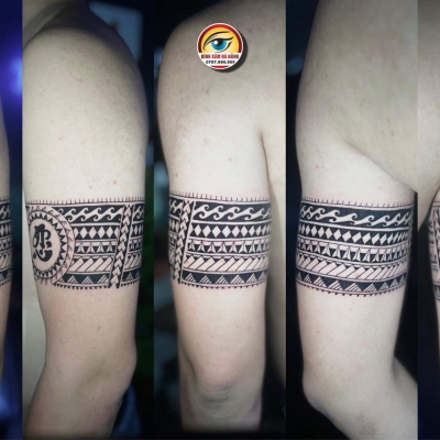 vòng tay maori bắp tay trên